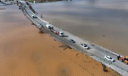 Fethiye-Antalya karayolunda su baskını