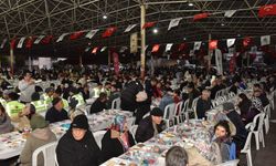 Kepez'de iftar sofraları devam ediyor