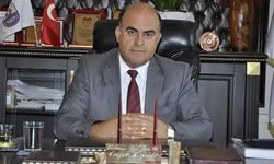 Eski belediye başkanının oğlu baltayla öldürdü