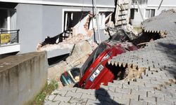 İzmir’de toprak kayması