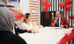 Konyaaltı'da 14 Şubat sürprizi