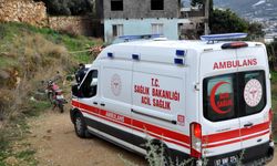 Antalya’da korkunç kaza! Karı-koca şarampole düştü