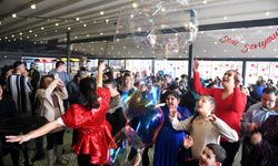 Engelsiz Kafe’de 'Sevgi Günü' coşkusu