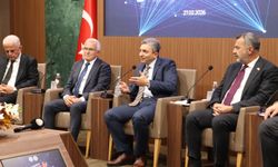 Vali Şahin, gençlerle bir araya geldi