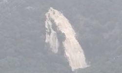 Sağanak sonrası dağda dev şelaleler oluştu