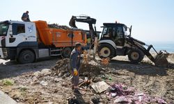 Alanya sahillerinde bayram temizliği