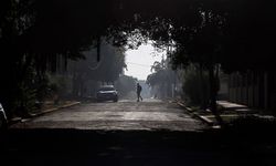 Milyonlarca kişi elektriksiz kaldı