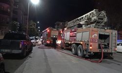 Alanya'da 5 katlı binada korkutan yangın