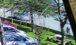 El freni çekilmeyen otomobil faciaya sebep oldu: 1 ölü, 2 ağır yaralı