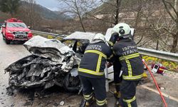 Antalya-Isparta yolunda feci kaza: 2 ölü