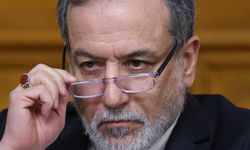 İran'da banka bombalandı