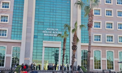 Mahkeme salonunda duygulandıran an