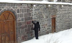 Kars eksi 15’i gördü