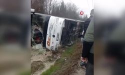 Otobüs devrildi: 3’ü polis 4 yaralı