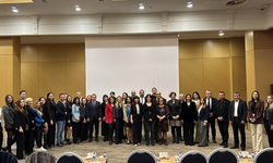 Gazeteciler için İngilizce eğitim: Ankara'da törenle sona erdi