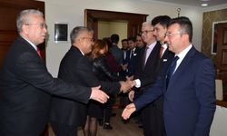 Serik'te protokol bayramlaştı