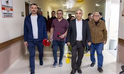 Başkan Vekili Çiçek'ten sağlık çalışanlarına ziyaret