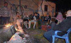 Vatandaşlar dışarıda sabahladı