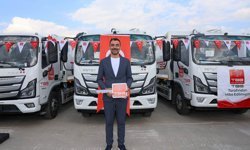 Manavgat Belediyesi’ne çöp kamyonu hibesi