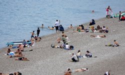 Konyaaltı Sahili doldu
