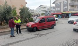 Manavgat'ta aracın yayaya çarptığı an kamerada