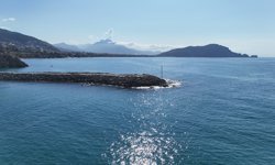 Kalp krizi geçiren vatandaş botla kurtarıldı