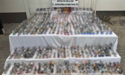 Manavgat'ta 15 milyonluk kaçak ürün ele geçirildi