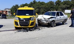 Manavgat'ta kaza: 2 yaralı