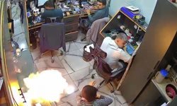 Şarjdaki telefon alev aldı