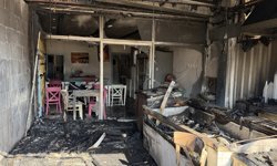 Serik'te balıkçı dükkanında yangın