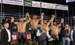 Kemerli güreşçiden üçüncülük