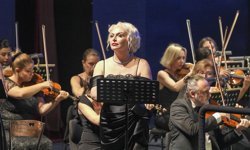 Antalya'da 'Çello Yıldızları ve Opera Bale Solistleri' konseri