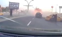 Freni boşalan kamyon 35 aracı ezdi: 7 ölü