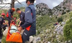 Antalya’da dağda nefes kesen kurtarma