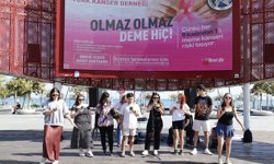 Erasmuslu gençlerden mini konser