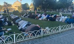 Ayasofya'da Kurban Bayramı namazı yoğunluğu
