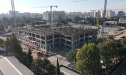 Hastane binası yükseliyor