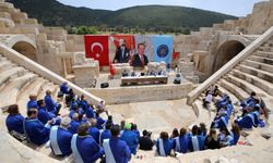 Tarihi kentte senato toplantısı