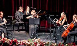 Antalya'da romantik dönem akşamı