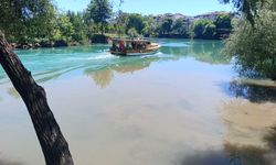 Manavgat Irmağı'nda endişelendiren görüntü