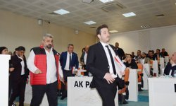 Serik'te meclis toplantısında alkışlı tepki