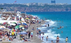 9 günlük tatilde Antalya’nın yüzü gülecek