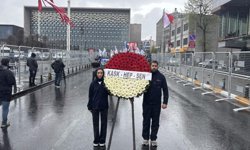 HEP-SEN 1 Mayıs’ı Taksim’de kutladı
