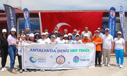 Kemer'de deniz temizliği