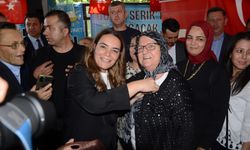 Serik'te İYİ Parti'ye katılanlara rozet