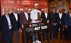 Kupayı Bakan Bak'tan aldı