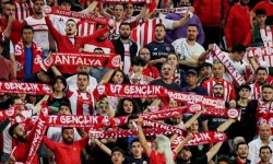 Antalyaspor yönetimi yürüyüşe katılacak