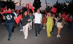 Kemer'de festivalde renkli başlangıç