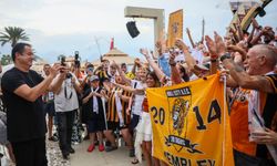 Acun ve Hull City taraftarı Antalya'da