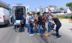 Manavgat'ta yola dükülen yağ kazaya neden oldu